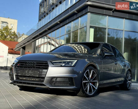 Ауді А4 2017 у Львові на Automoto.ua Сірий Ауді А4, об'ємом двигуна 1.98 л та пробігом 113 тис. км за 24300 $, фото 1 на Automoto.ua