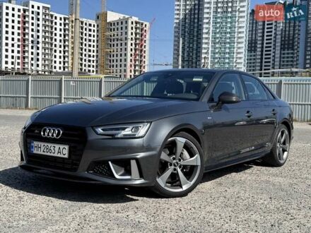 Ауди А4 2018 в Одессе на Automoto.ua Серый Ауди А4, объемом двигателя 2 л и пробегом 62 тыс. км за 28600 $, фото 1 на Automoto.ua