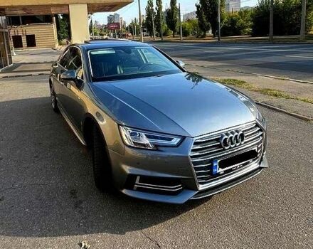 Серый Ауди А4, объемом двигателя 2 л и пробегом 110 тыс. км за 16500 $, фото 1 на Automoto.ua