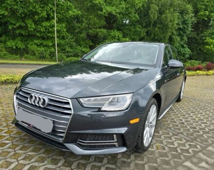 Серый Ауди А4, объемом двигателя 2 л и пробегом 56 тыс. км за 12400 $, фото 1 на Automoto.ua