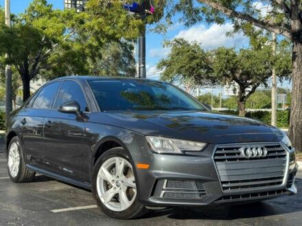 Серый Ауди А4, объемом двигателя 2 л и пробегом 42 тыс. км за 4900 $, фото 1 на Automoto.ua