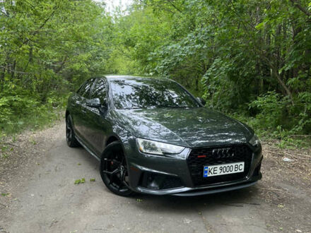 Ауди А4 2019 в Днепре (Днепропетровске) на Automoto.ua Серый Ауди А4, объемом двигателя 1.98 л и пробегом 87 тыс. км за 23800 $, фото 1 на Automoto.ua