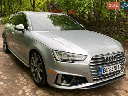 Ауді А4 2019 у Львові на Automoto.ua Сірий Ауді А4, об'ємом двигуна 1.98 л та пробігом 79 тис. км за 18000 $, фото 1 на Automoto.ua