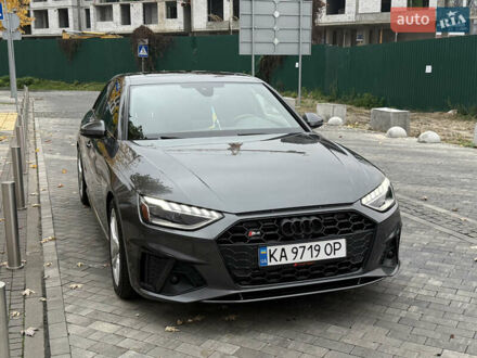 Ауди А4 2020 в Киеве на Automoto.ua Серый Ауди А4, объемом двигателя 1.98 л и пробегом 64 тыс. км за 28500 $, фото 1 на Automoto.ua