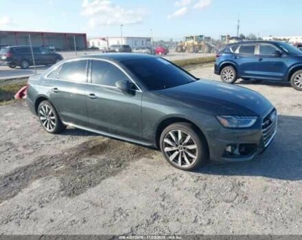 Серый Ауди А4, объемом двигателя 2 л и пробегом 32 тыс. км за 8000 $, фото 1 на Automoto.ua