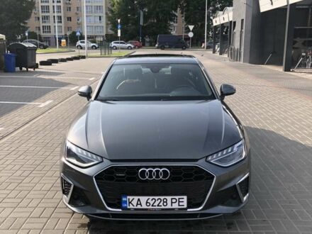 Сірий Ауді А4, об'ємом двигуна 2 л та пробігом 99 тис. км за 28200 $, фото 1 на Automoto.ua