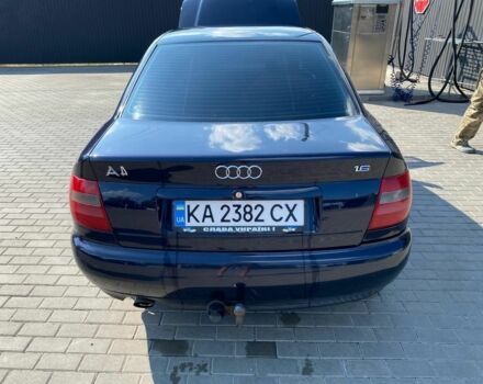 Синий Ауди А4, объемом двигателя 2 л и пробегом 288 тыс. км за 3450 $, фото 5 на Automoto.ua