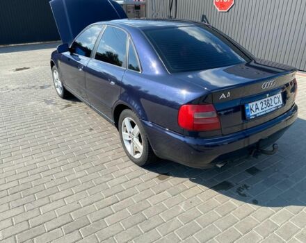 Синий Ауди А4, объемом двигателя 2 л и пробегом 288 тыс. км за 3450 $, фото 1 на Automoto.ua