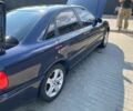 Синий Ауди А4, объемом двигателя 2 л и пробегом 288 тыс. км за 3450 $, фото 7 на Automoto.ua