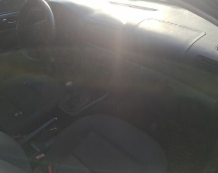 Синий Ауди А4, объемом двигателя 1 л и пробегом 250 тыс. км за 600 $, фото 3 на Automoto.ua