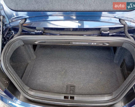 Синий Ауди А4, объемом двигателя 2.5 л и пробегом 249 тыс. км за 5000 $, фото 12 на Automoto.ua