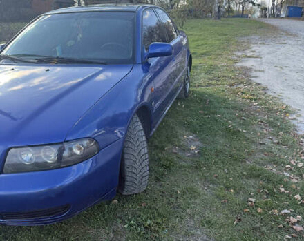 Ауди А4 1995 в Житомире на Automoto.ua Синий Ауди А4, объемом двигателя 1.6 л и пробегом 250 тыс. км за 2799 $, фото 2 на Automoto.ua