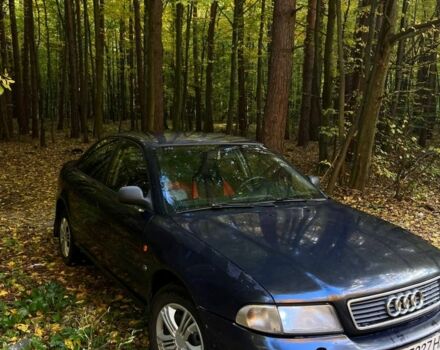 Синій Ауді А4, об'ємом двигуна 1.8 л та пробігом 410 тис. км за 1900 $, фото 2 на Automoto.ua