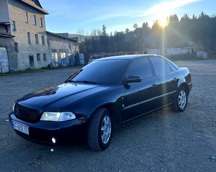 Синий Ауди А4, объемом двигателя 1.6 л и пробегом 394 тыс. км за 3350 $, фото 8 на Automoto.ua