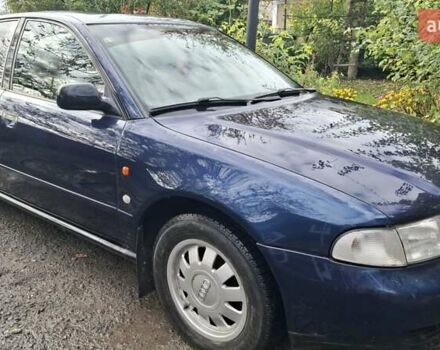 Синий Ауди А4, объемом двигателя 1.8 л и пробегом 310 тыс. км за 3300 $, фото 6 на Automoto.ua