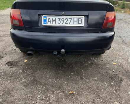 Ауди А4 1995 в Бердичеве на Automoto.ua Синий Ауди А4, объемом двигателя 1.8 л и пробегом 280 тыс. км за 2450 $, фото 3 на Automoto.ua
