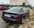 Синий Ауди А4, объемом двигателя 2.6 л и пробегом 382 тыс. км за 1699 $, фото 3 на Automoto.ua