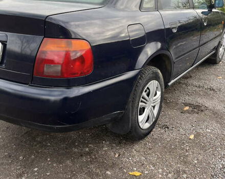 Ауди А4 1995 в Бердичеве на Automoto.ua Синий Ауди А4, объемом двигателя 1.8 л и пробегом 280 тыс. км за 2450 $, фото 4 на Automoto.ua