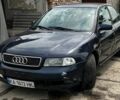 Синий Ауди А4, объемом двигателя 2.6 л и пробегом 380 тыс. км за 2000 $, фото 1 на Automoto.ua