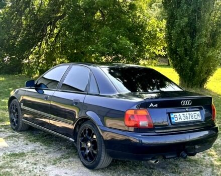 Ауди А4 1995 в Новоукраинке на Automoto.ua Синий Ауди А4, объемом двигателя 1.6 л и пробегом 266 тыс. км за 3300 $, фото 6 на Automoto.ua