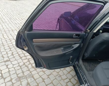 Синій Ауді А4, об'ємом двигуна 1.6 л та пробігом 350 тис. км за 2600 $, фото 9 на Automoto.ua