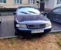 Синій Ауді А4, об'ємом двигуна 1.6 л та пробігом 300 тис. км за 2800 $, фото 1 на Automoto.ua