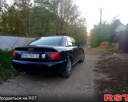 Синий Ауди А4, объемом двигателя 1.8 л и пробегом 265 тыс. км за 3699 $, фото 2 на Automoto.ua