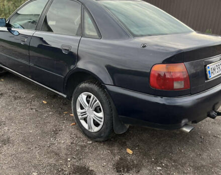 Ауди А4 1995 в Бердичеве на Automoto.ua Синий Ауди А4, объемом двигателя 1.8 л и пробегом 280 тыс. км за 2450 $, фото 2 на Automoto.ua