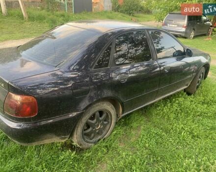 Синий Ауди А4, объемом двигателя 1.8 л и пробегом 367 тыс. км за 2400 $, фото 3 на Automoto.ua