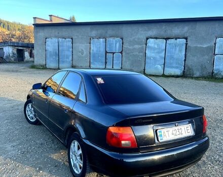 Синий Ауди А4, объемом двигателя 1.6 л и пробегом 394 тыс. км за 3350 $, фото 4 на Automoto.ua