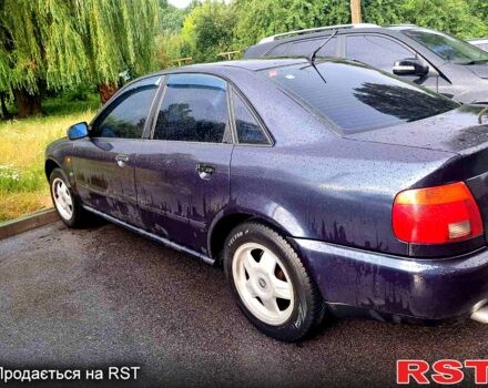 Синій Ауді А4, об'ємом двигуна 1.6 л та пробігом 300 тис. км за 2800 $, фото 2 на Automoto.ua