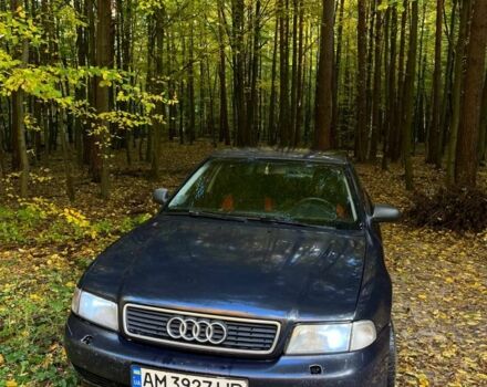 Синій Ауді А4, об'ємом двигуна 1.8 л та пробігом 410 тис. км за 1900 $, фото 1 на Automoto.ua