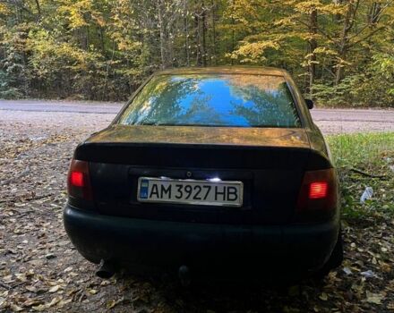 Синій Ауді А4, об'ємом двигуна 1.8 л та пробігом 410 тис. км за 1900 $, фото 4 на Automoto.ua