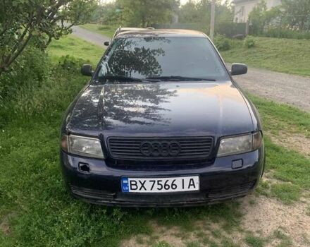 Синий Ауди А4, объемом двигателя 1.8 л и пробегом 367 тыс. км за 2400 $, фото 5 на Automoto.ua