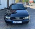 Синий Ауди А4, объемом двигателя 1.6 л и пробегом 350 тыс. км за 2700 $, фото 1 на Automoto.ua