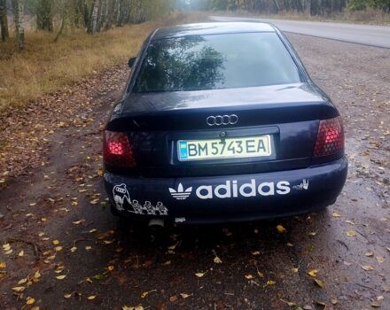 Синій Ауді А4, об'ємом двигуна 1.6 л та пробігом 300 тис. км за 2950 $, фото 4 на Automoto.ua