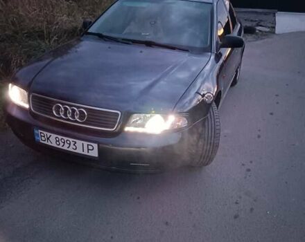 Ауди А4 1996 в Костополе на Automoto.ua Синий Ауди А4, объемом двигателя 1.78 л и пробегом 300 тыс. км за 3300 $, фото 16 на Automoto.ua