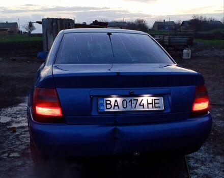 Синий Ауди А4, объемом двигателя 1.8 л и пробегом 0 тыс. км за 1500 $, фото 1 на Automoto.ua