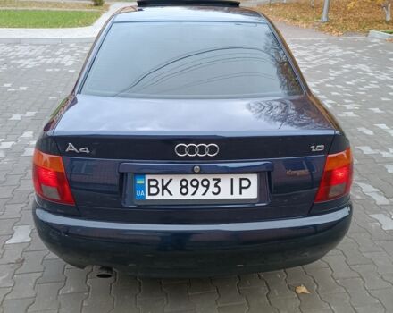 Ауді А4 1996 у Костополе на Automoto.ua Синій Ауді А4, об'ємом двигуна 1.8 л та пробігом 300 тис. км за 3300 $, фото 14 на Automoto.ua