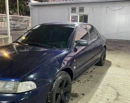 Синій Ауді А4, об'ємом двигуна 1.6 л та пробігом 510 тис. км за 3700 $, фото 11 на Automoto.ua