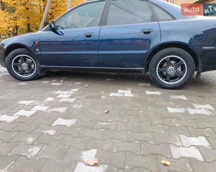 Ауди А4 1996 в Костополе на Automoto.ua Синий Ауди А4, объемом двигателя 1.78 л и пробегом 300 тыс. км за 3300 $, фото 7 на Automoto.ua