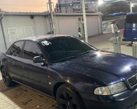 Синій Ауді А4, об'ємом двигуна 1.6 л та пробігом 510 тис. км за 3700 $, фото 4 на Automoto.ua