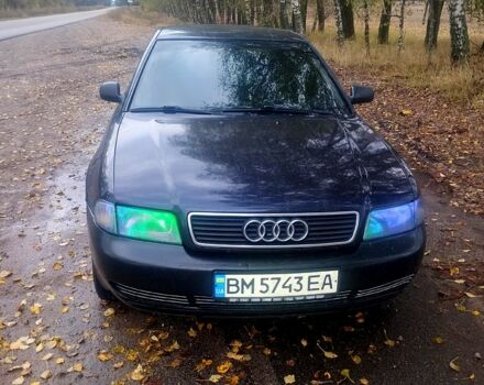 Синій Ауді А4, об'ємом двигуна 1.6 л та пробігом 300 тис. км за 2950 $, фото 2 на Automoto.ua