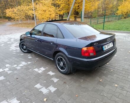 Ауді А4 1996 у Костополе на Automoto.ua Синій Ауді А4, об'ємом двигуна 1.8 л та пробігом 300 тис. км за 3300 $, фото 23 на Automoto.ua