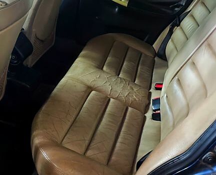 Синій Ауді А4, об'ємом двигуна 1.6 л та пробігом 400 тис. км за 1420 $, фото 4 на Automoto.ua