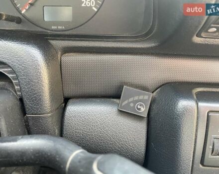 Синій Ауді А4, об'ємом двигуна 1.6 л та пробігом 367 тис. км за 3200 $, фото 8 на Automoto.ua