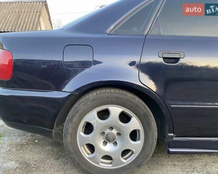 Синій Ауді А4, об'ємом двигуна 1.6 л та пробігом 367 тис. км за 3200 $, фото 28 на Automoto.ua