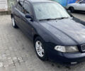 Синий Ауди А4, объемом двигателя 1.6 л и пробегом 350 тыс. км за 3200 $, фото 1 на Automoto.ua