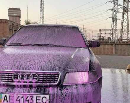 Синій Ауді А4, об'ємом двигуна 1.6 л та пробігом 350 тис. км за 3500 $, фото 4 на Automoto.ua