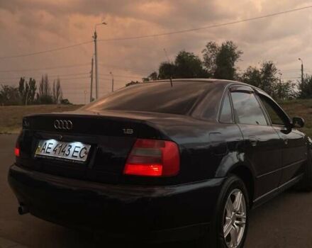 Синій Ауді А4, об'ємом двигуна 1.6 л та пробігом 350 тис. км за 3500 $, фото 5 на Automoto.ua